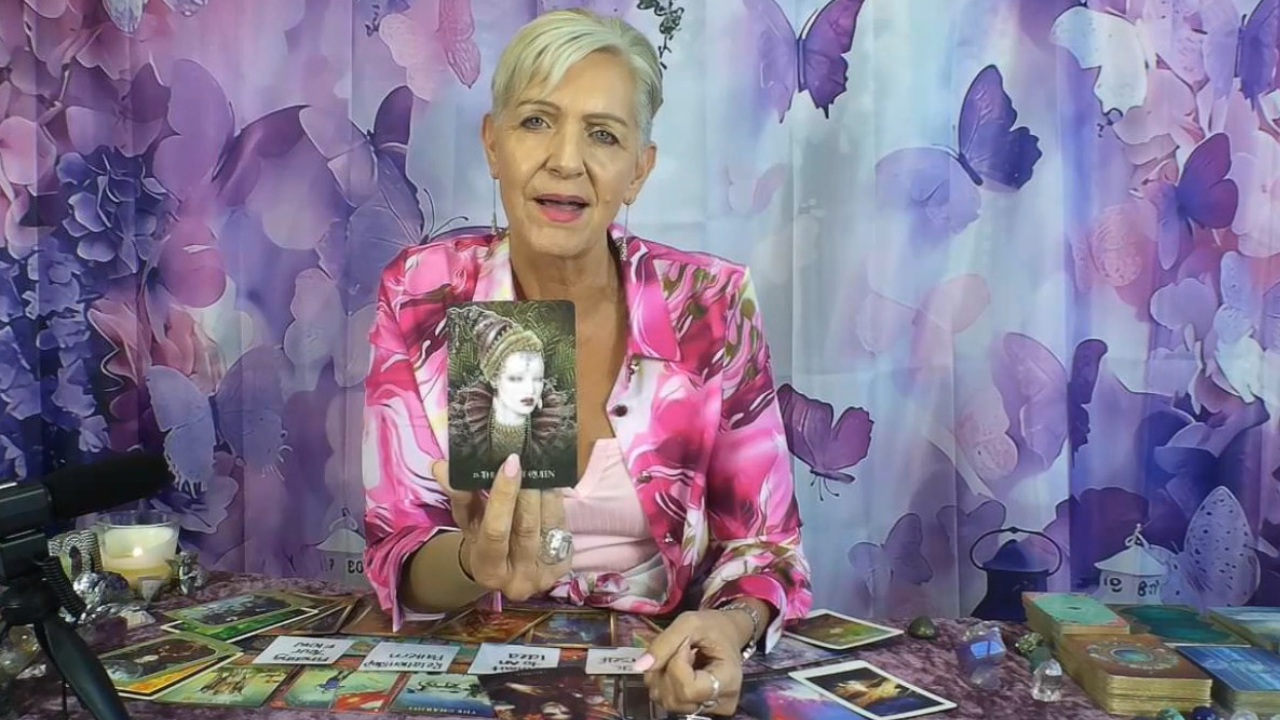 Get latest Daily Horoscope 19-08-2025 with Psychic Medium, Rose Burnett