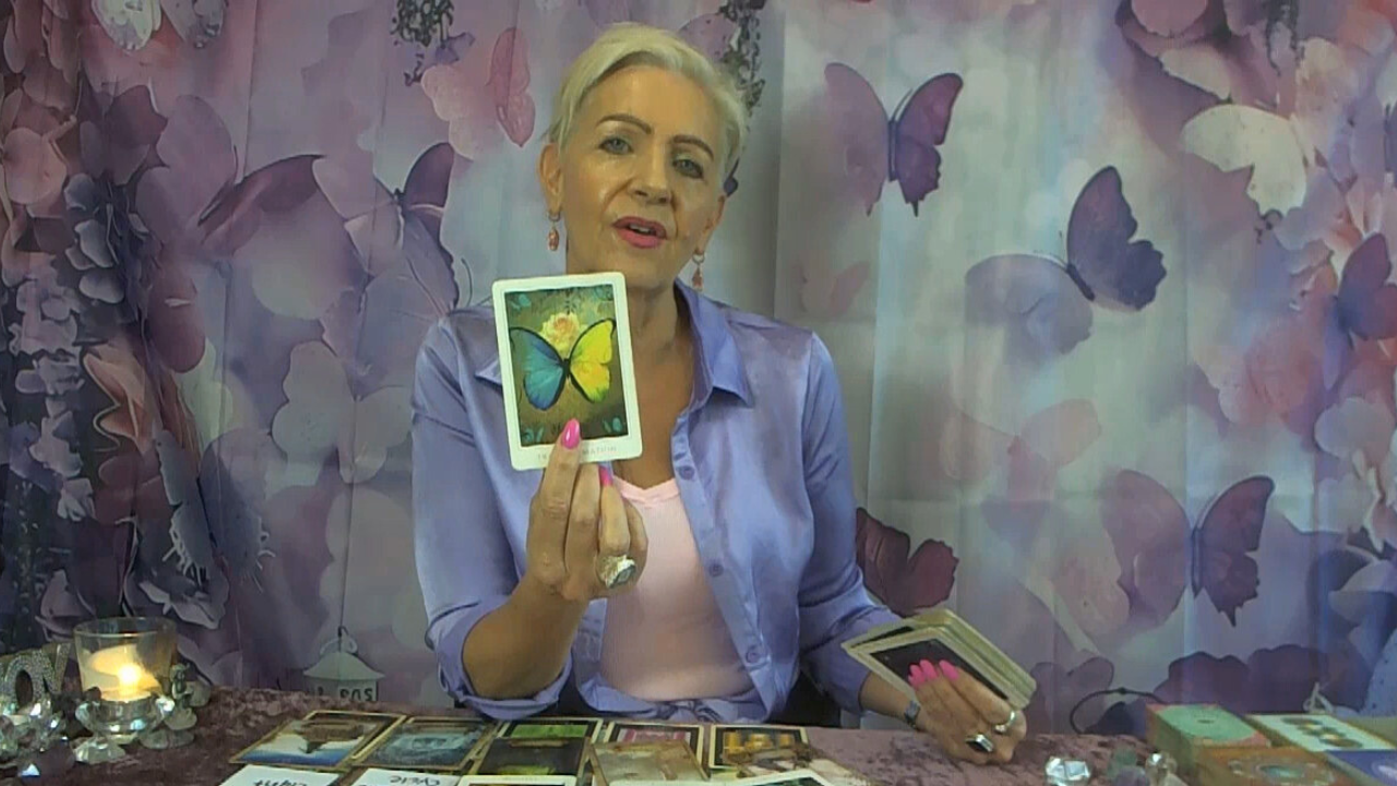 Daily Horoscope 15-10-2025 by Psychic Medium, Rose Burnett