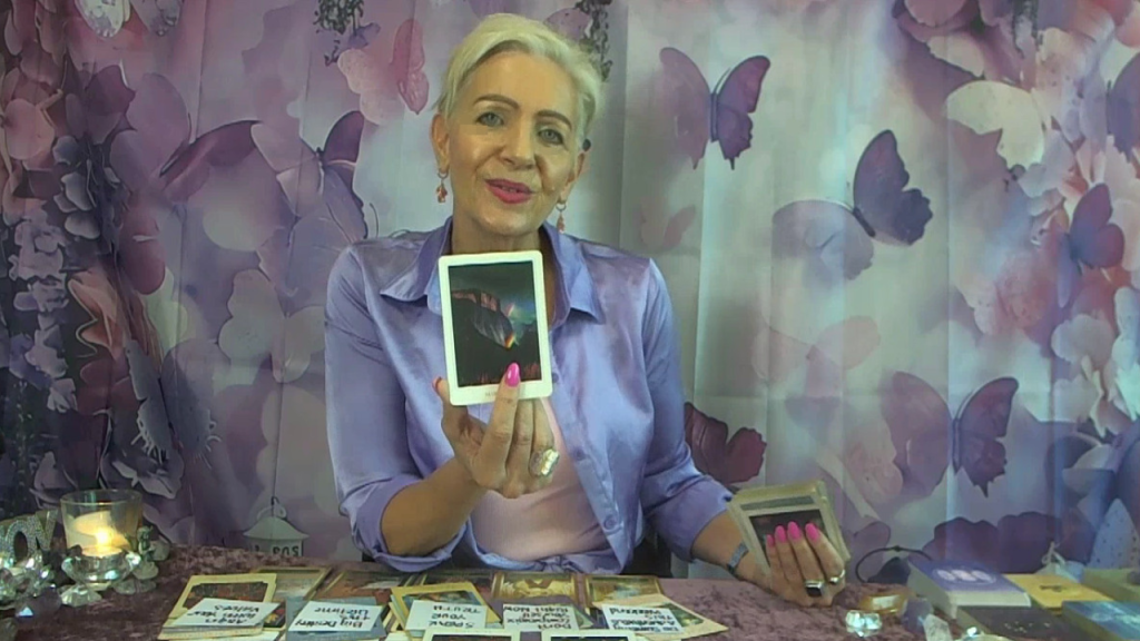 Daily Horoscope 16-10-2025 by Psychic Medium, Rose Burnett at The Rose Burnett Show.