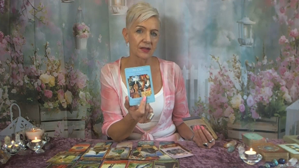 Daily Horoscope 19-11-2025 by Psychic Medium, Rose Burnett